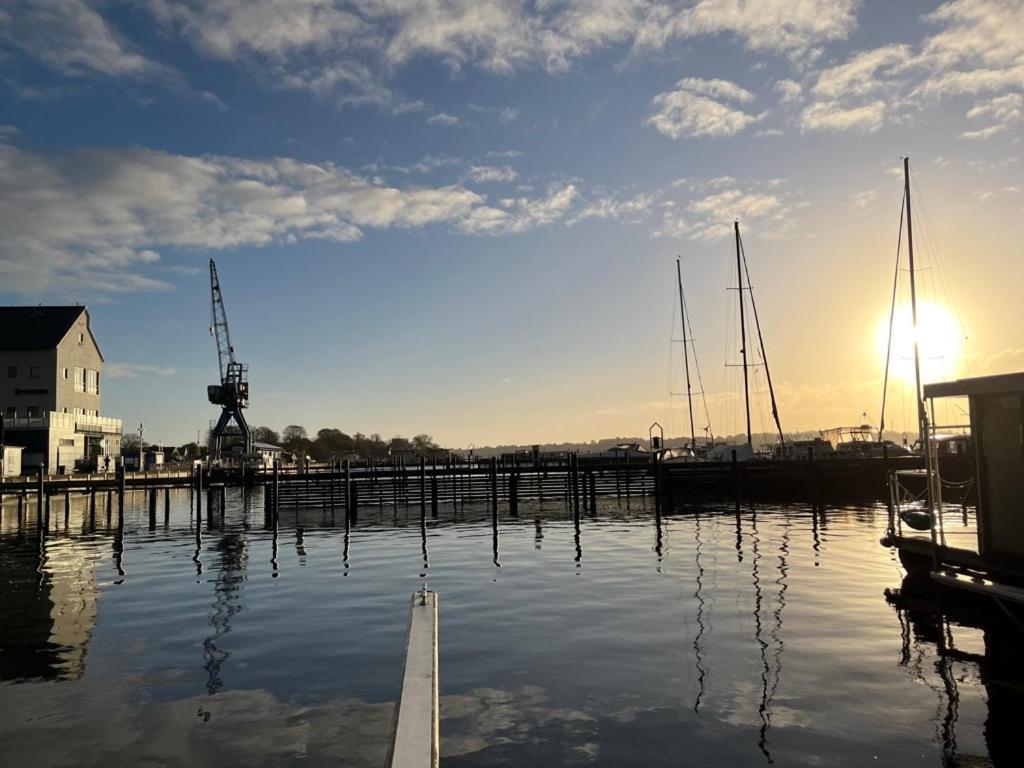 Ostsee Hausboot Schleswig Ostseeblick 1 ภายนอก รูปภาพ