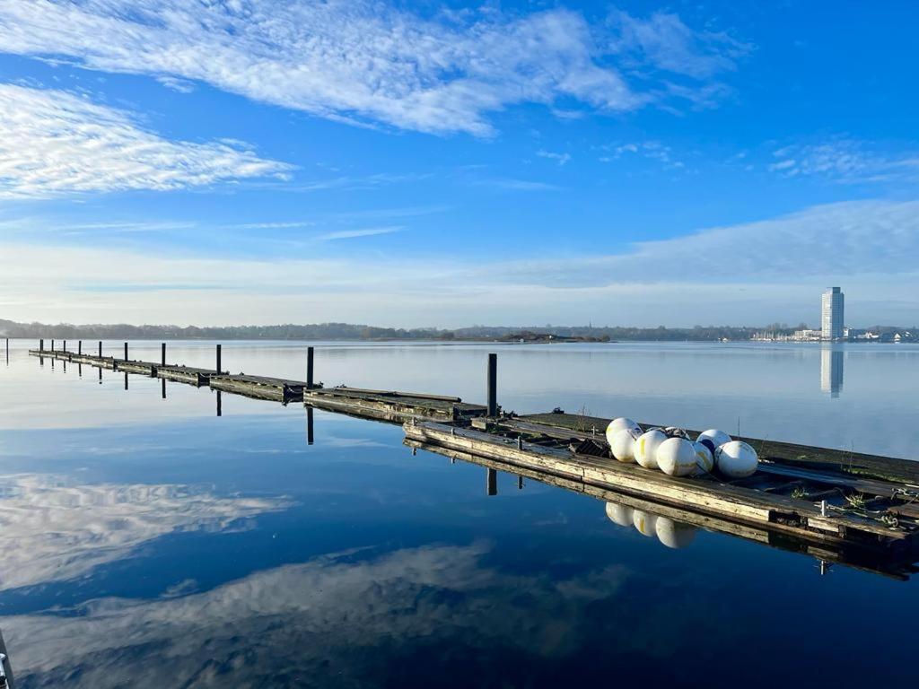 Ostsee Hausboot Schleswig Ostseeblick 1 ภายนอก รูปภาพ