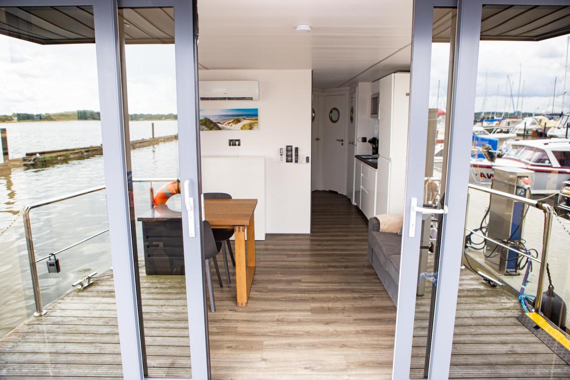 Ostsee Hausboot Schleswig Ostseeblick 1 ภายนอก รูปภาพ