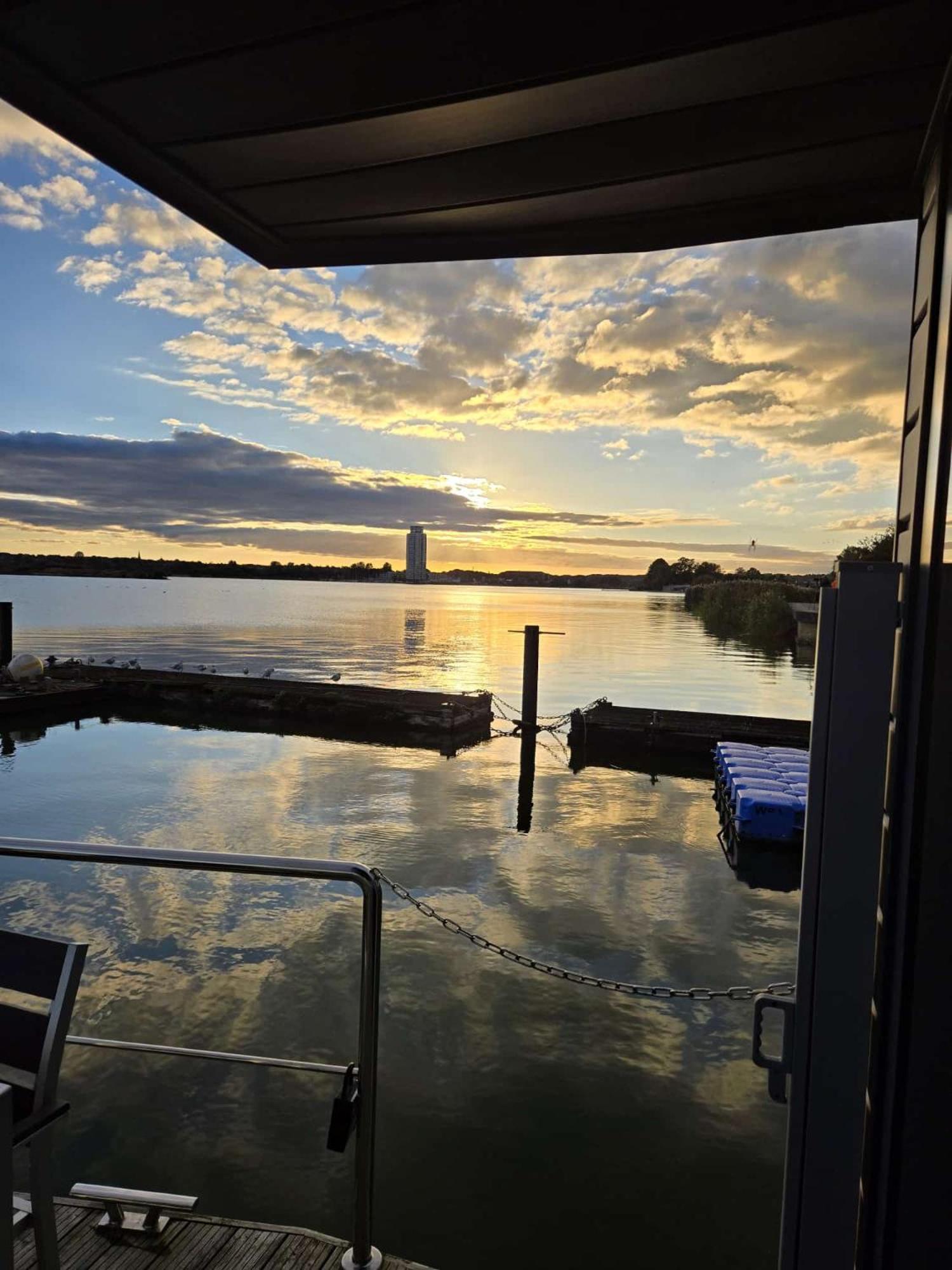 Ostsee Hausboot Schleswig Ostseeblick 1 ภายนอก รูปภาพ